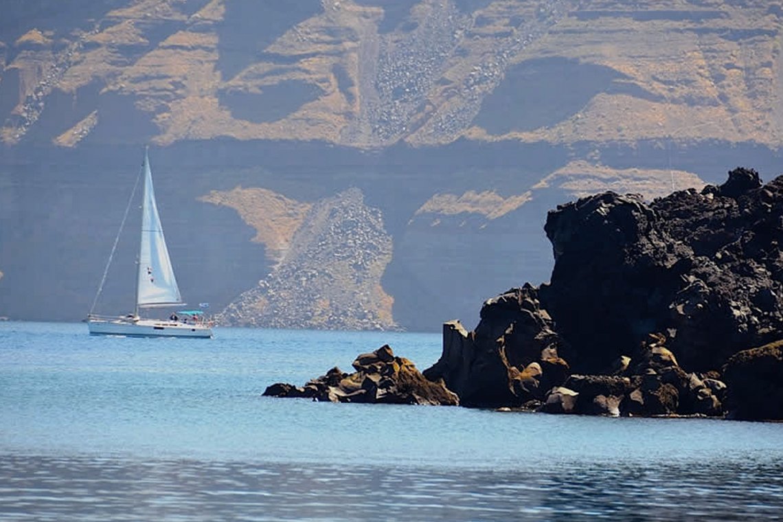 santorini sailing