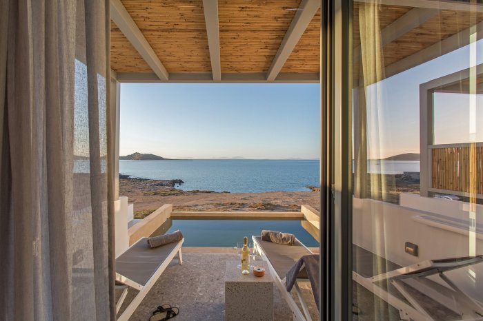 Paros Cape Suites